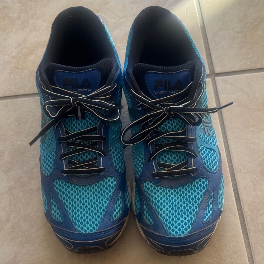 Fila Men's Teal and Navy Athletic Shoes